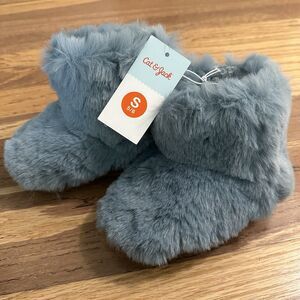 NEW!! Cat & Jack Faux Fur Slip-On Booties, Slippers, Non-Slip, Soft, S (5/6)